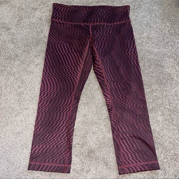 SOLD ON MERCARI - Lululemon crop leggings - Picture 2 of 8